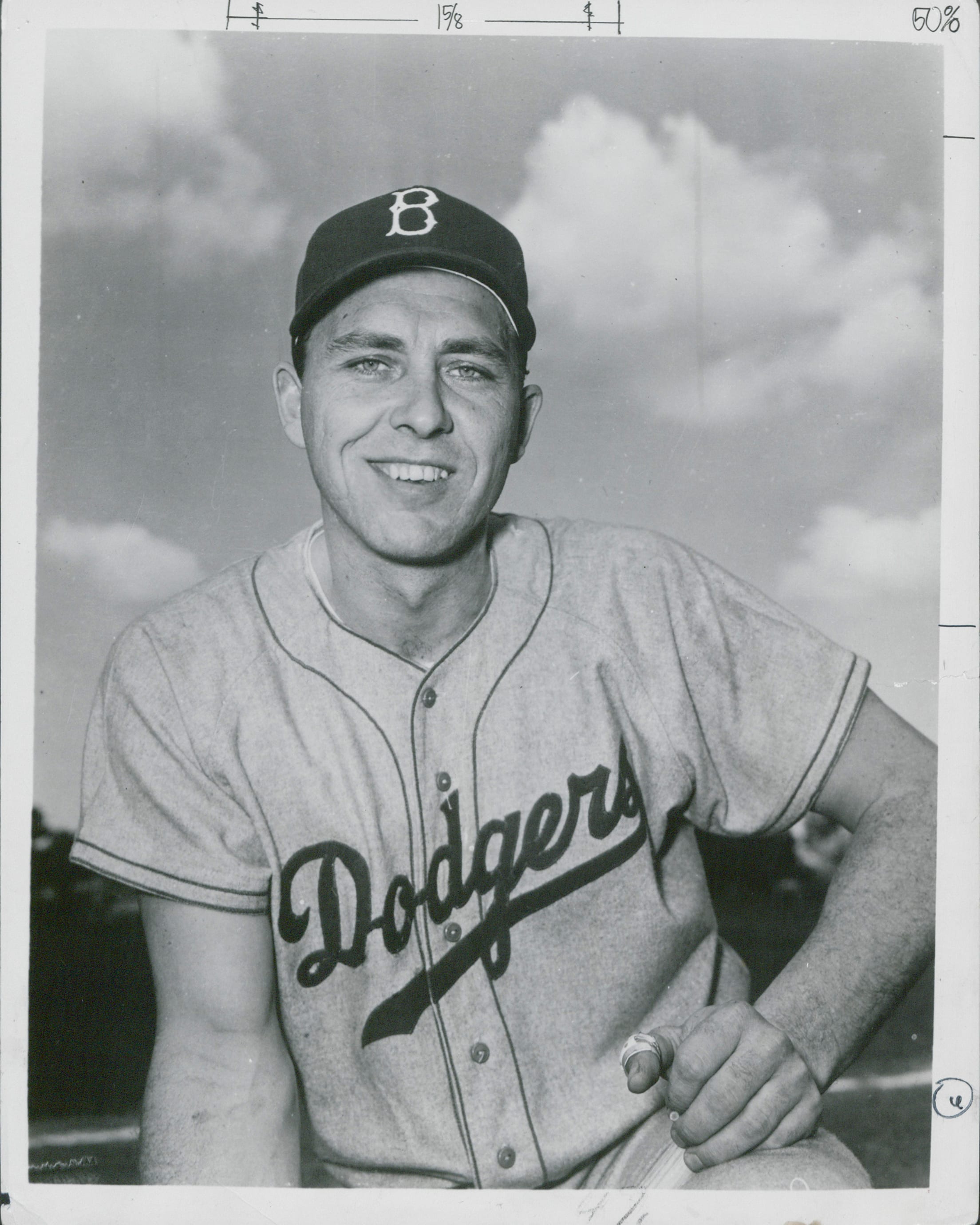 Los Angeles Dodgers on X: On this day in 1972, the #Dodgers retired the  first three uniform numbers in franchise history: Jackie Robinson (42), Roy  Campanella (39), Sandy Koufax (32)  / X