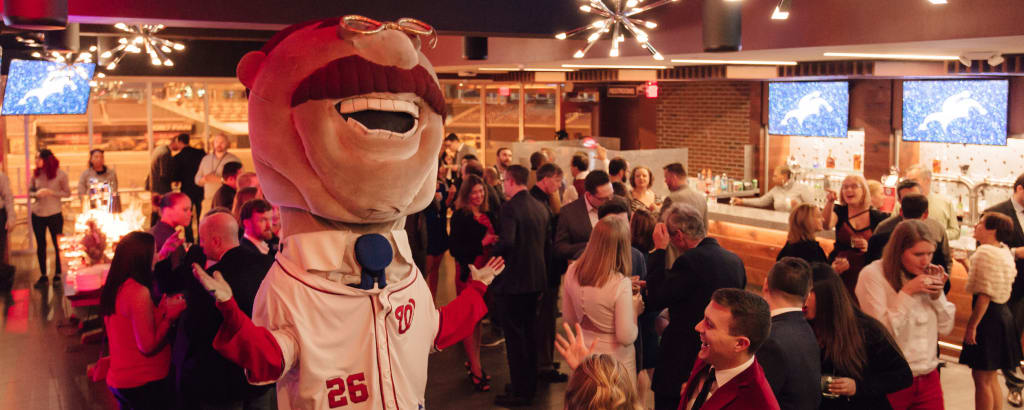 Clubhouse and team store - Washington Nationals Park - 201…