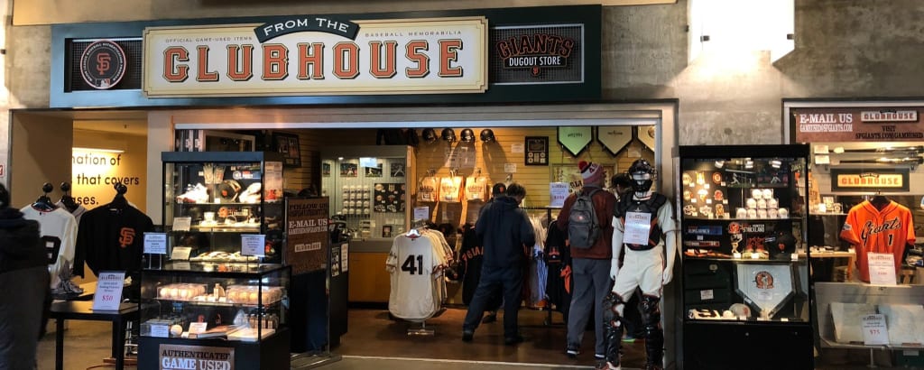 San Fran' Giants t-shirt on sale at official team store