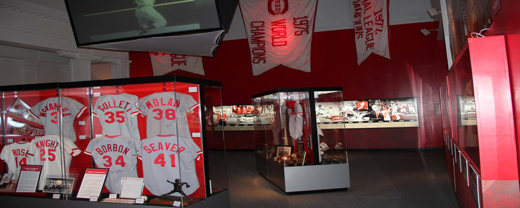 Cincinnati's Legends: The Legends of Cincinnati Reds History - Red