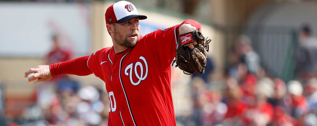 Strickland_hunter_spring_2610