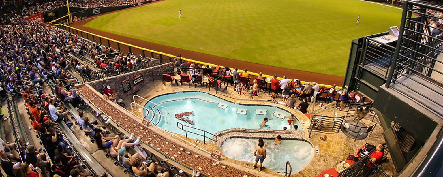 Arizona Diamondback's pool at Chase Field has winning history