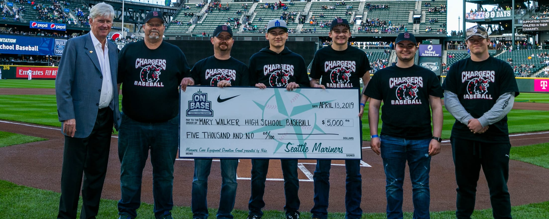 Seattle Mariners “Let's Go Mariners!” Rally Towel. 2022. $19..