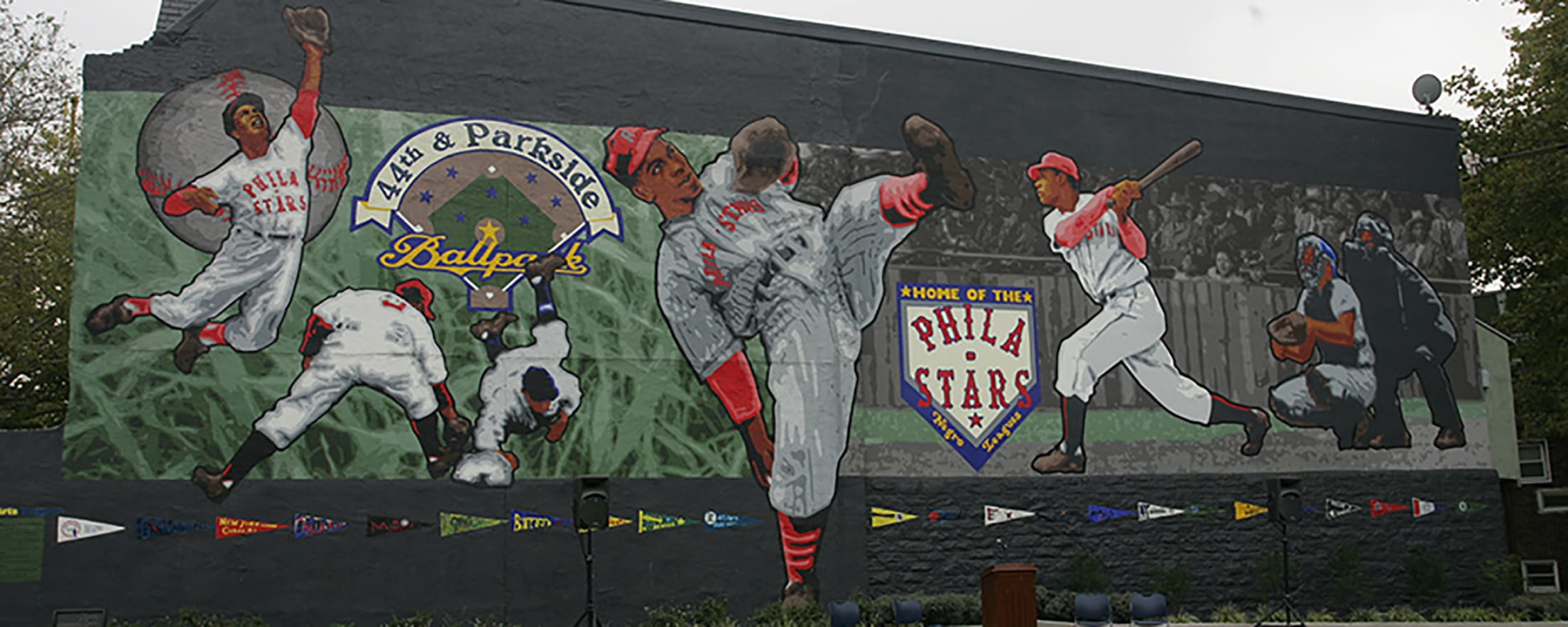 Jackie Robinson - Mural Arts Philadelphia Mural Arts Philadelphia