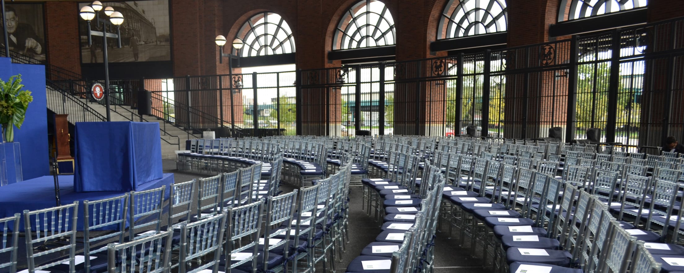 Jackie Robinson Rotunda, New York Mets Wiki