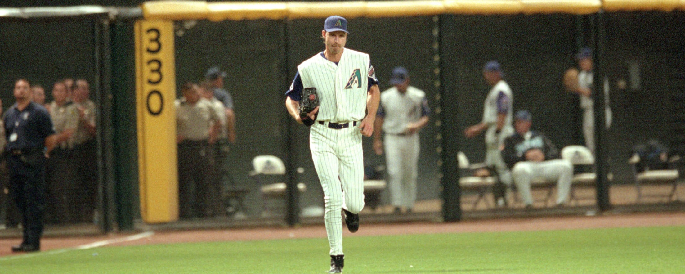 Arizona Diamondbacks - Throwback threads for the World Series 20th  anniversary celebration. #RattleOn