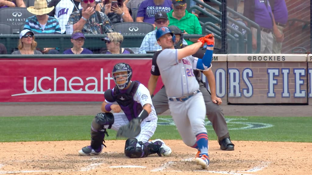 Oportuno HR #49 de Alonso