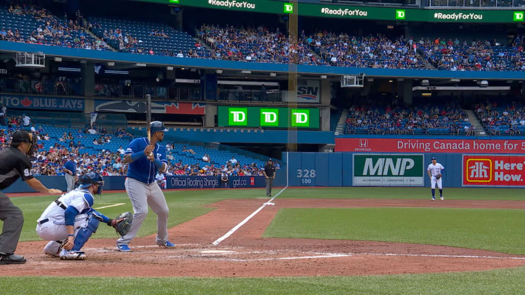 Maldonado batea HR solitario