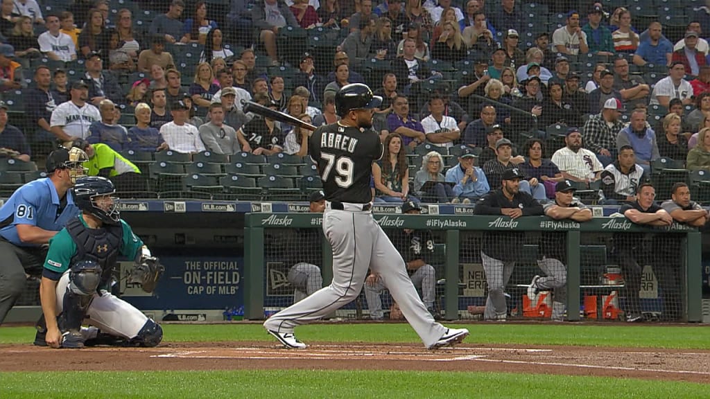 Jonrón de 447 pies de Abreu