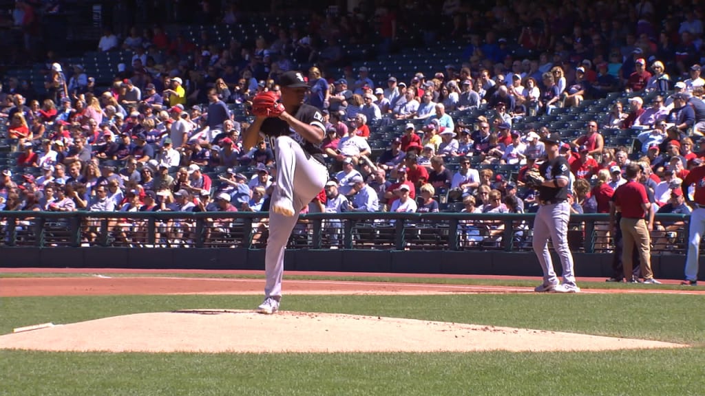 López lanza joya contra Indios