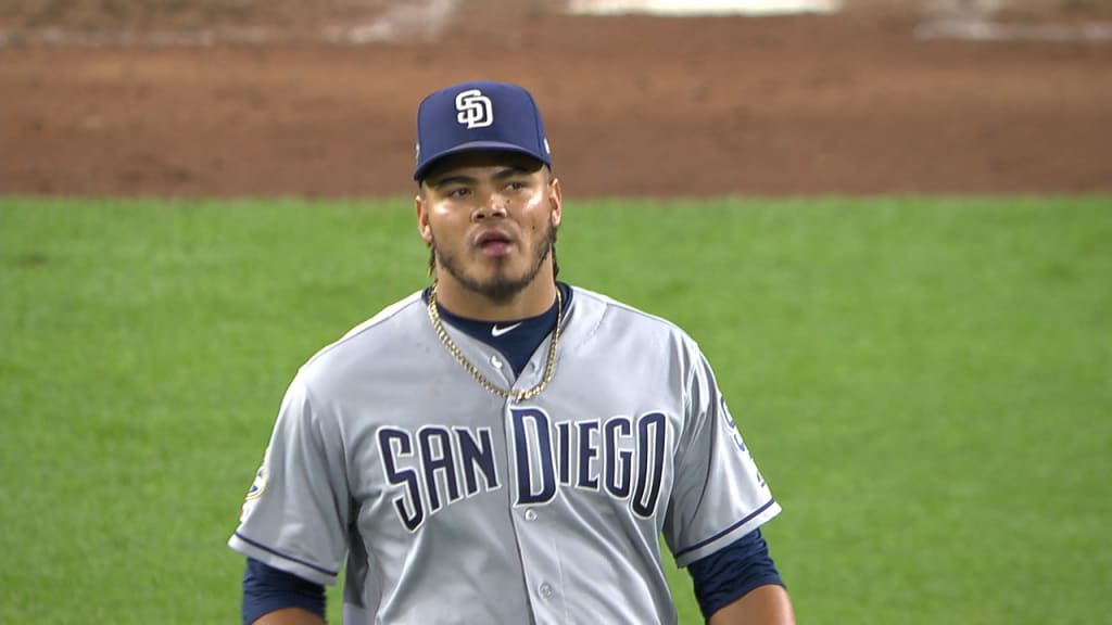 Lamet pierde el no-hitter en la 7ma