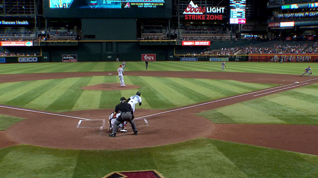 Escobar rompe no hitter en el 7mo