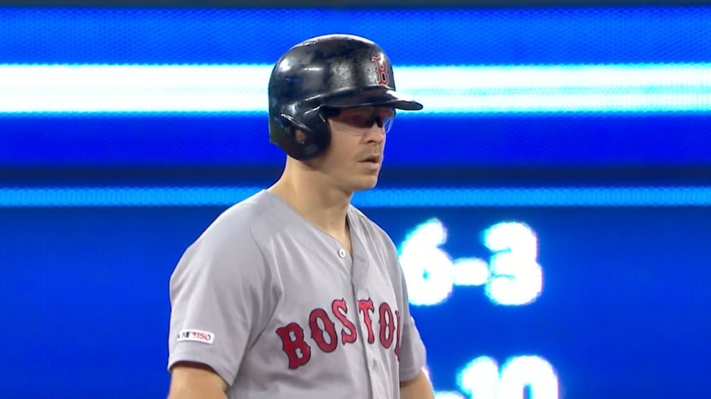 Holt remolca dos para los Medias Rojas