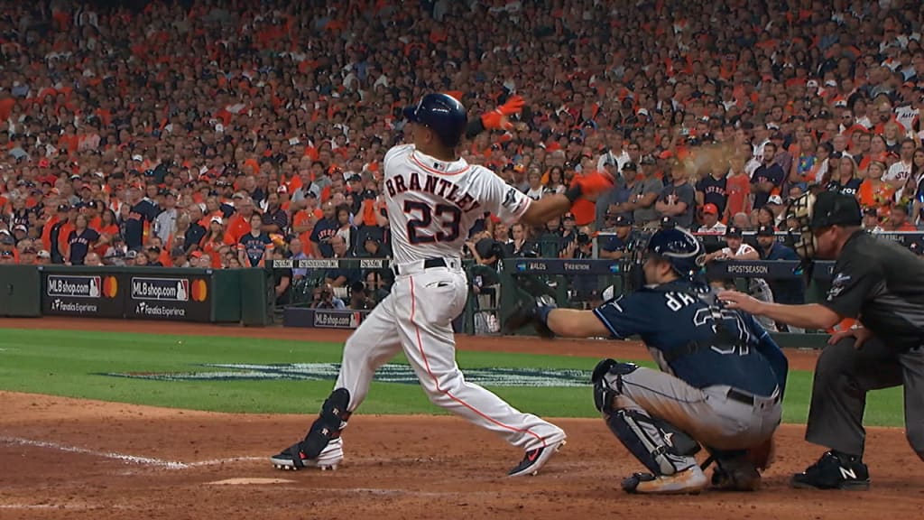 Brantley dispara HR solitario