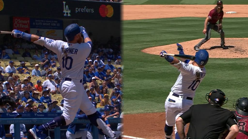 Turner pega 2 HR, impulsa 3
