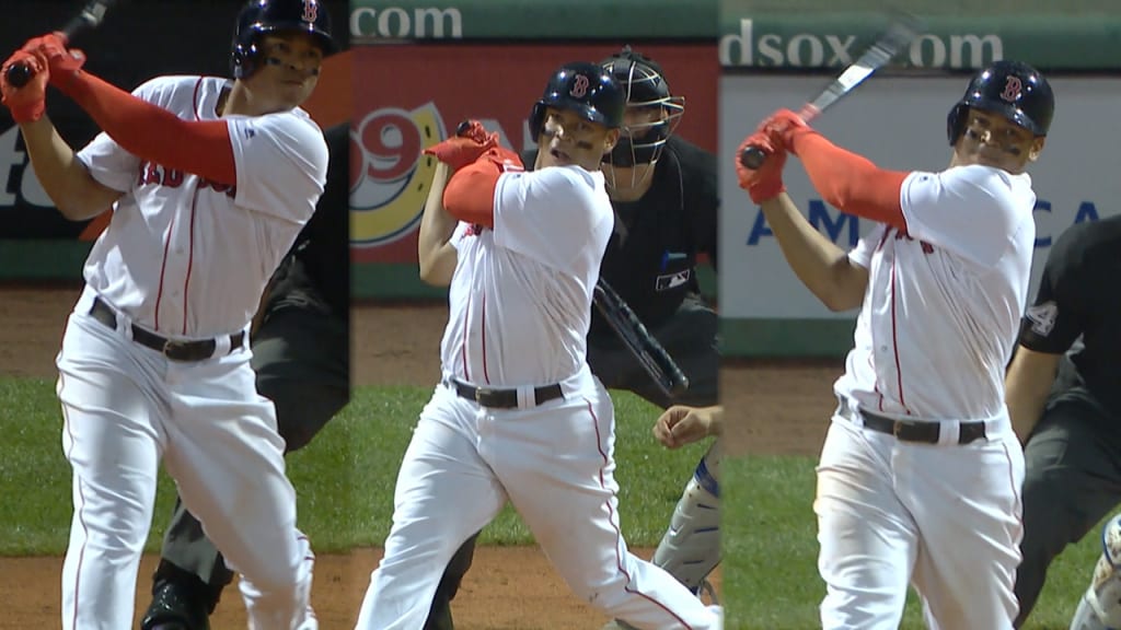 Devers pega 3 hits y empuja 4