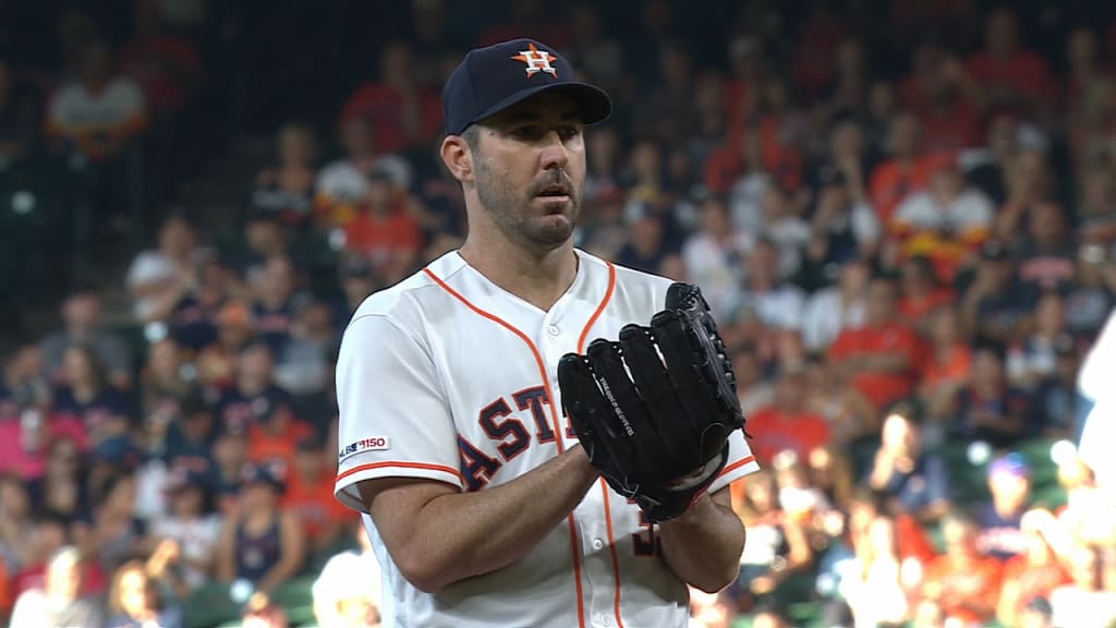 Verlander logra su victoria 18