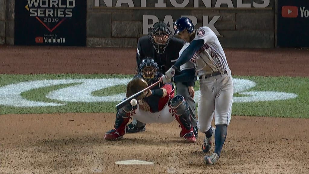 Springer remata con HR de 2 rayas