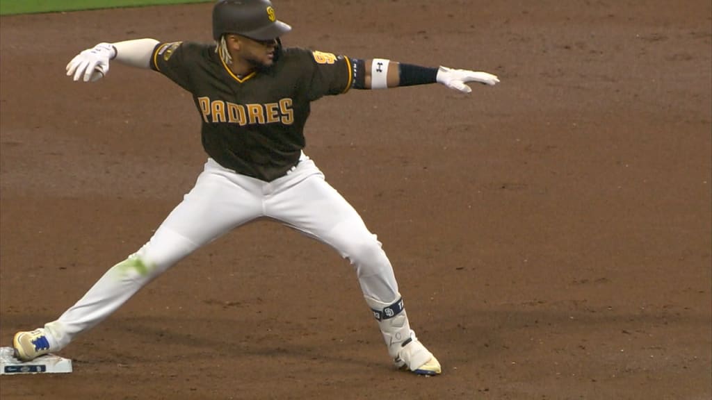 Doblete productor de Tatis Jr.