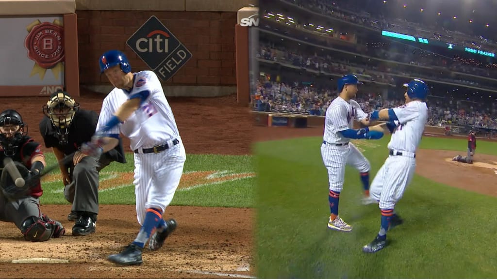 Frazier se vuela la cerca dos veces