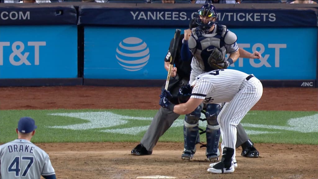 Drake poncha a Voit y cierra el juego