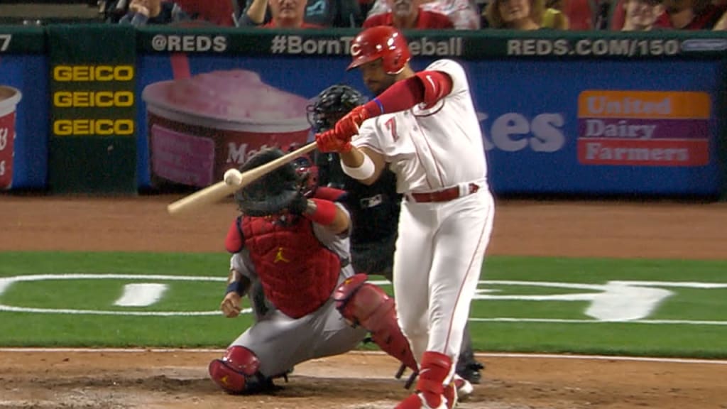 Suárez produce con sencillo