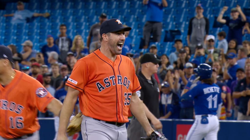 Must C: Verlander lanza no-no