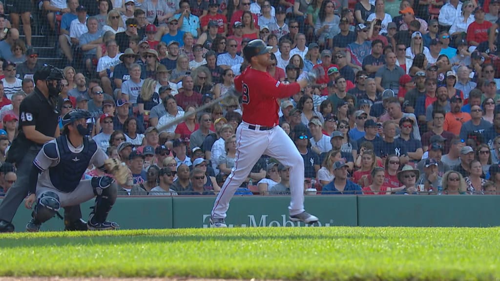 Martínez empuja dos con HR