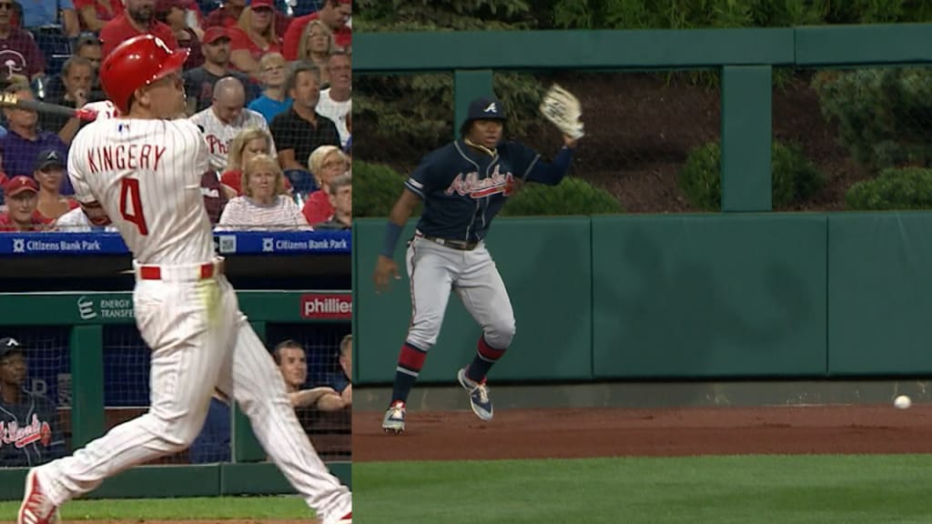 Jonrón de piernas de Kingery