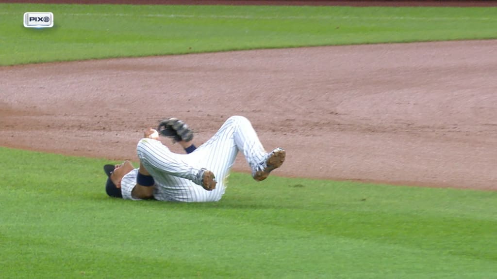 Torres resbala pero sigue en juego