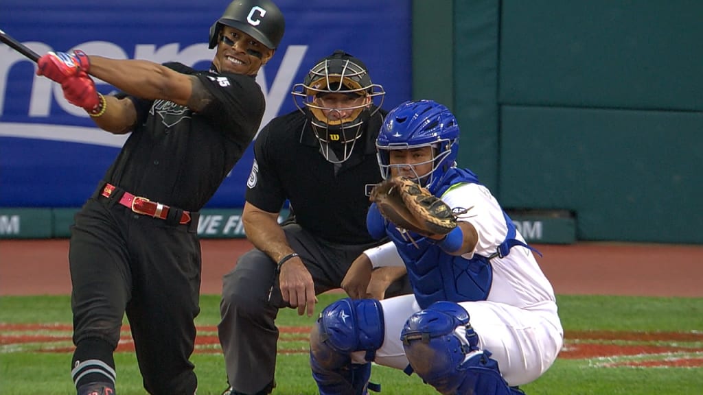 Jonrón de 2 rayas de Lindor