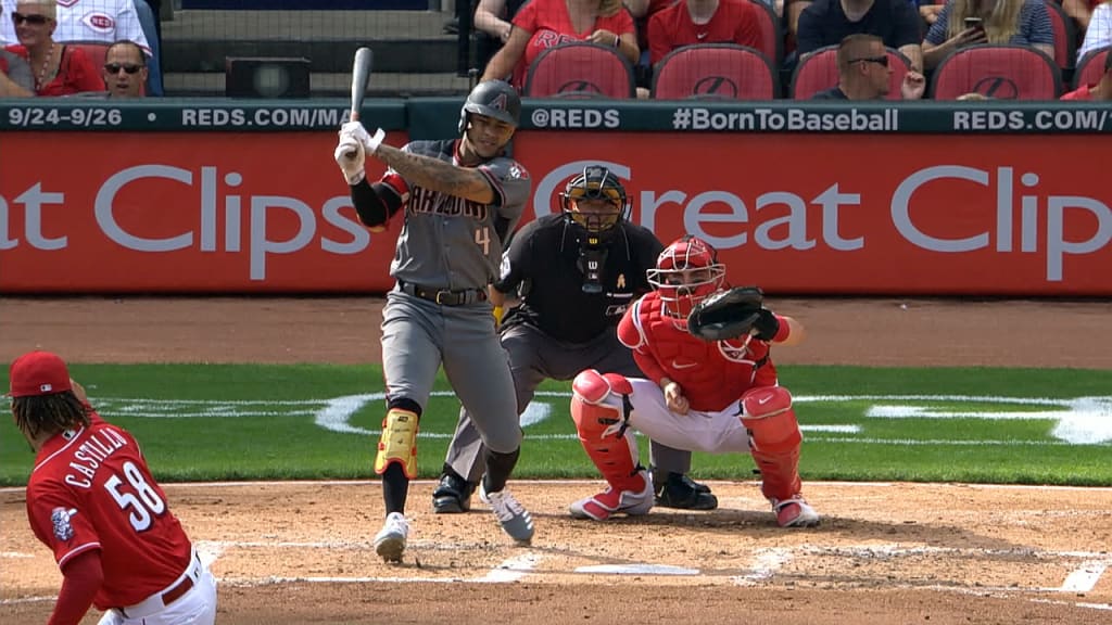 Marte abre la pizarra con hit