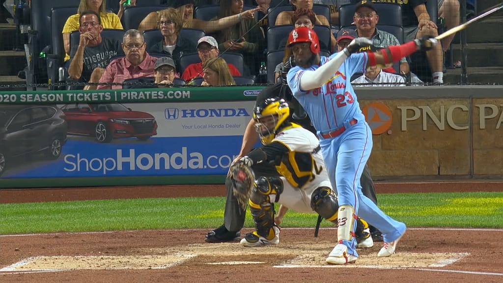 Jonrón de 3 carreras de Ozuna