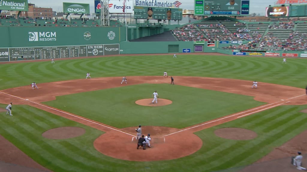 Davis produce con doble