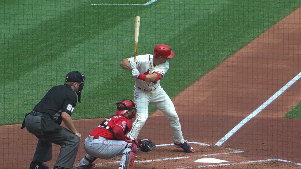 Goldschmidt impulsa con hit