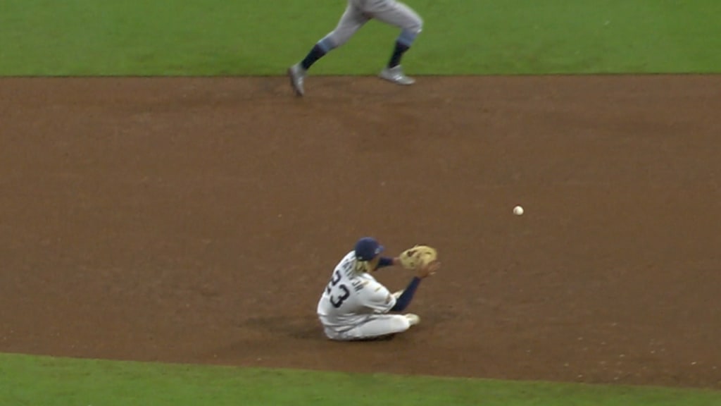 Tatis comienza doble matanza sentado