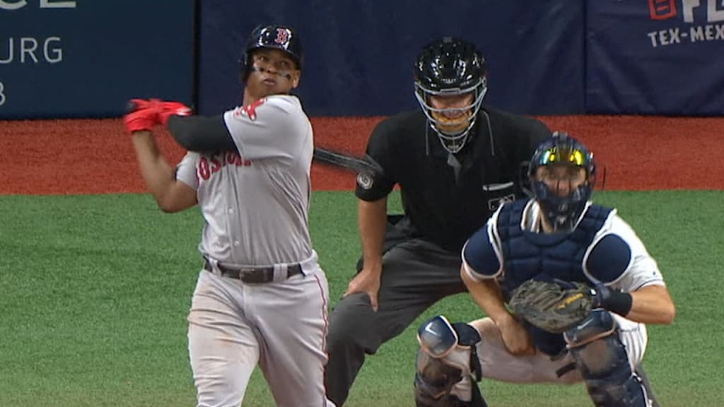 Devers lo empata con su HR 31