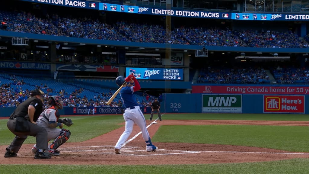 Biggio pega HR de dos carreras