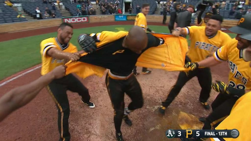 Marte's 3-run, walk-off HR