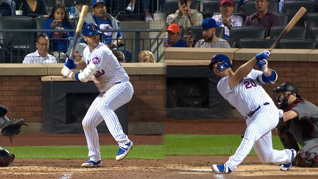 Alonso conecta dos jonrones