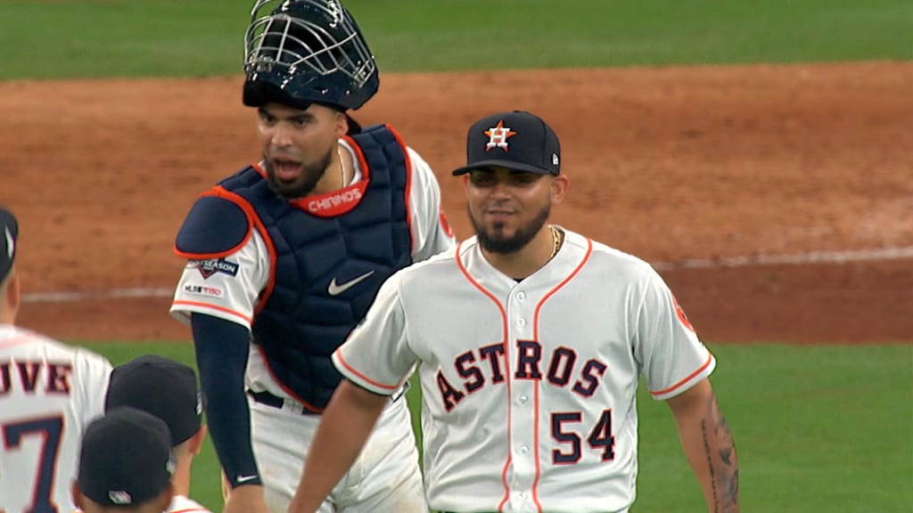 Osuna sella triunfo en Juego 1