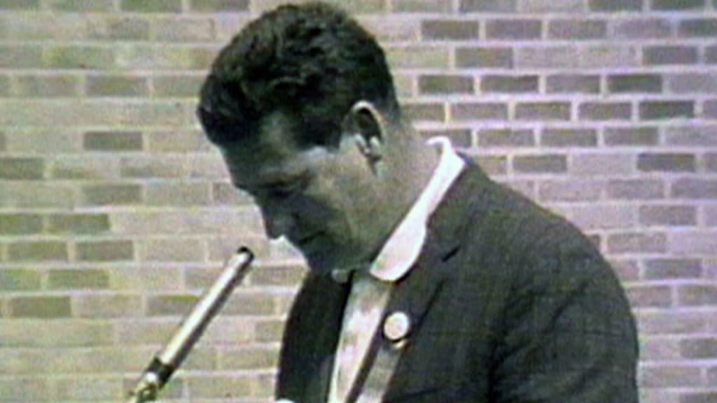 Ted Williams enters the Hall