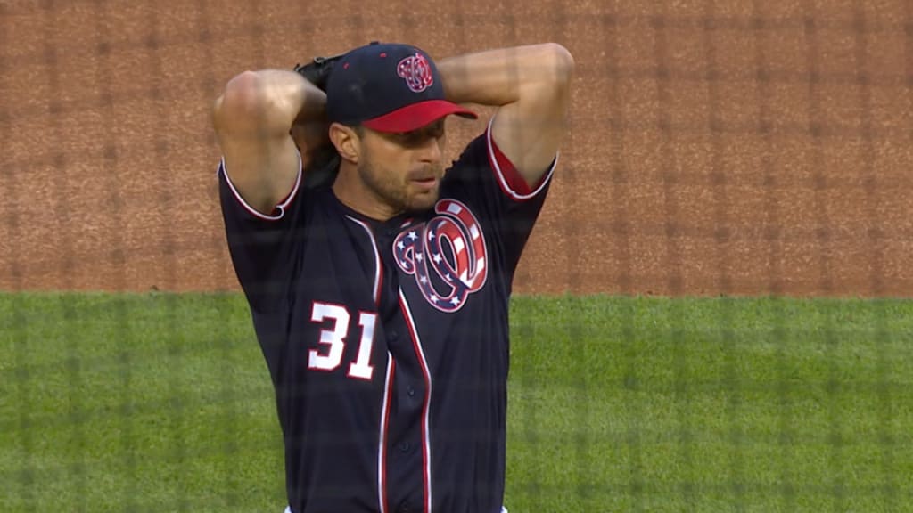 Scherzer poncha a 10 en día histórico