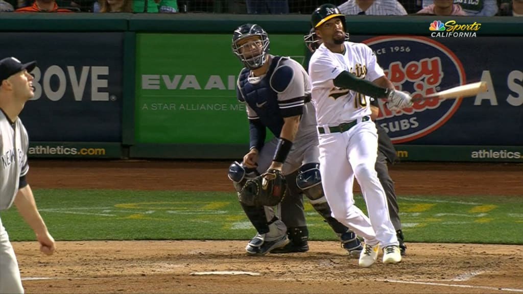 Bombazo de 2 carreras de Semien 