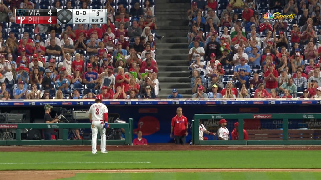 Harper empuja con sacrificio