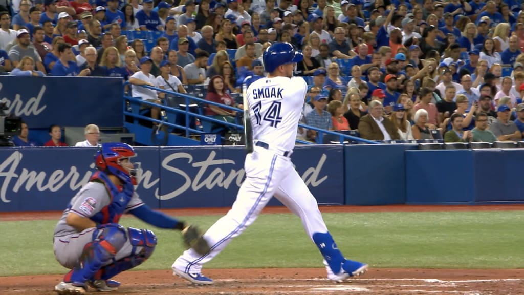 Smoak pega su segundo doble impulsor