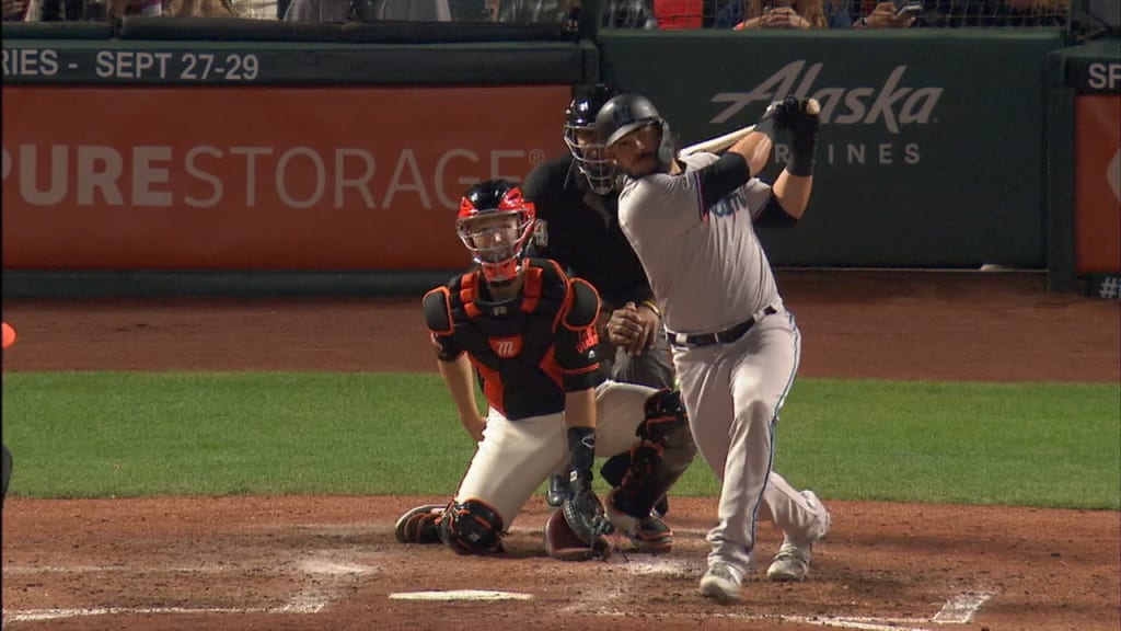 HR de 2 carreras de Alfaro