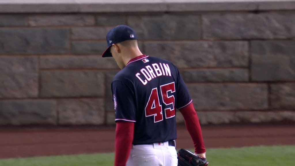 Corbin con 7 K en honor a Skaggs