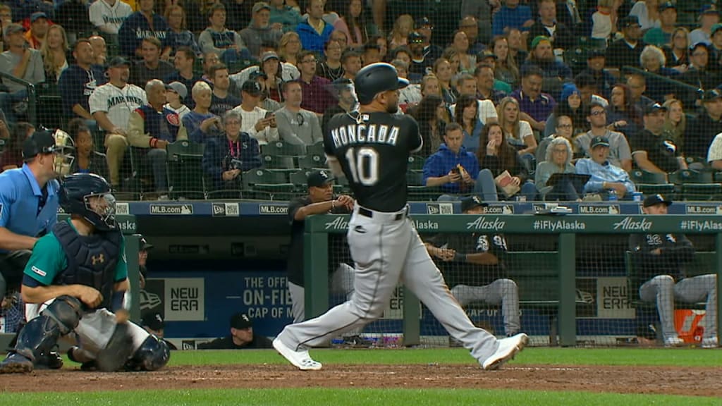 Moncada limpia las bases