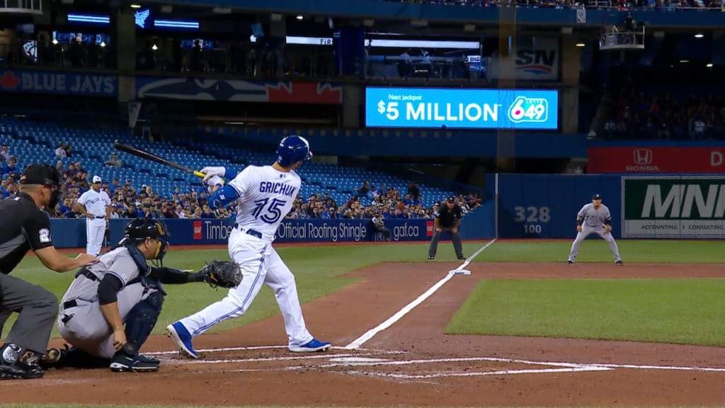 Grichuk la despacha por el izquierdo